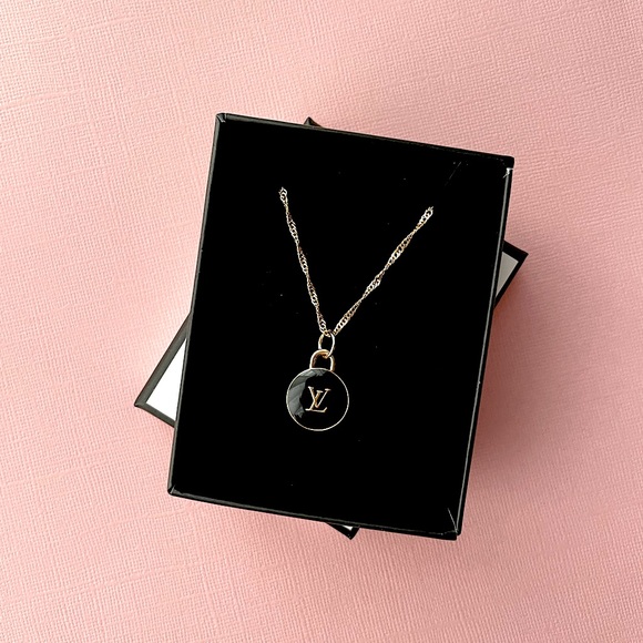 Louis Vuitton Accessories - Louis Vuitton Pendant